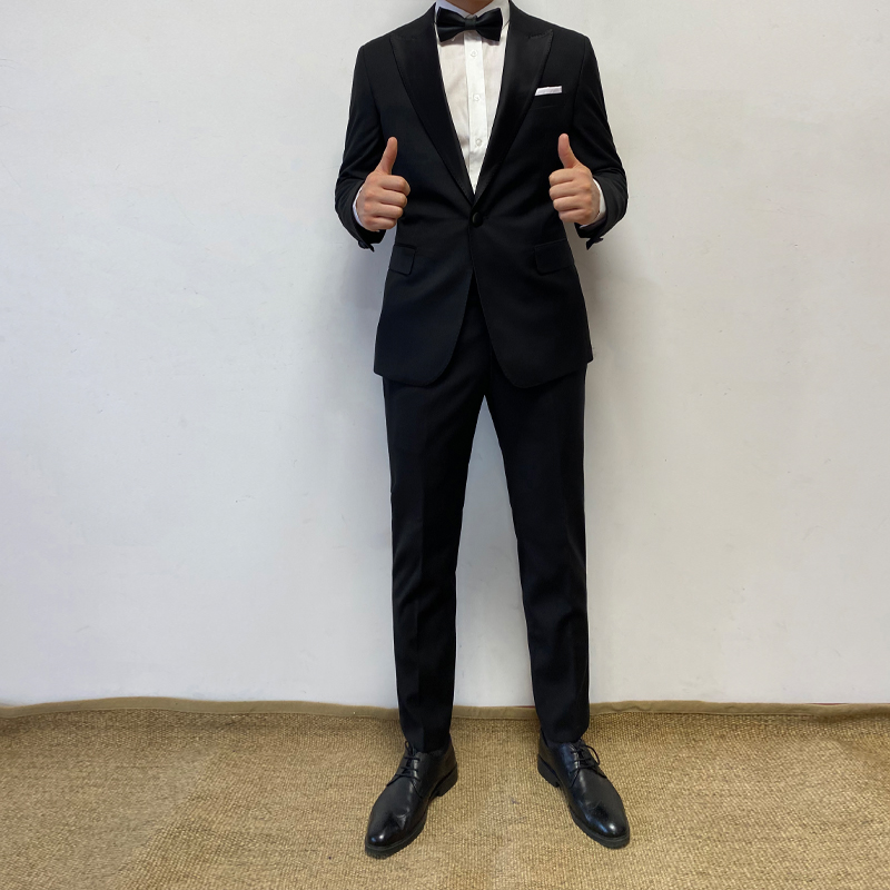 Black Peaked Lapel Tuxedo Suit Set - Image 5
